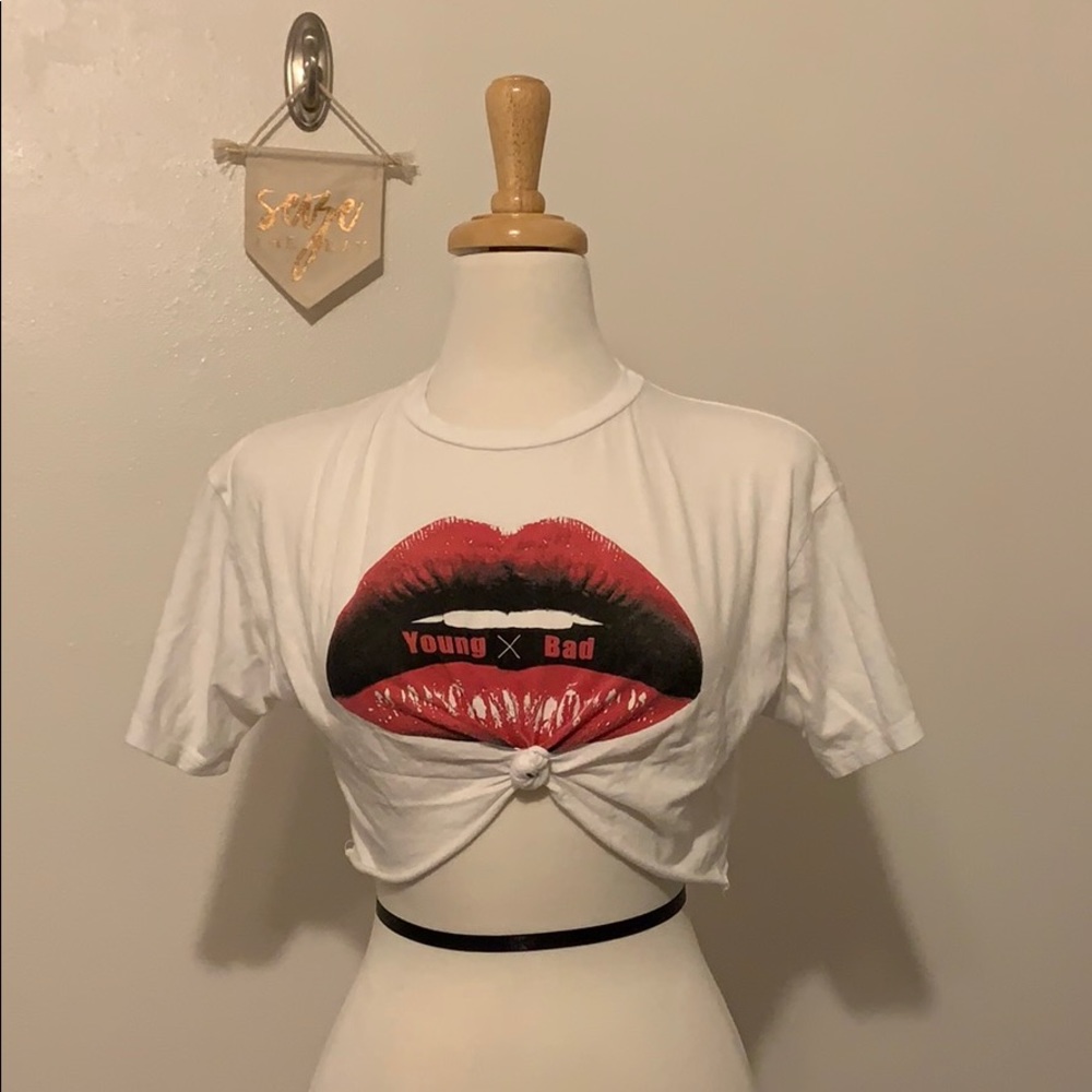 Crop tee, size S, GUC